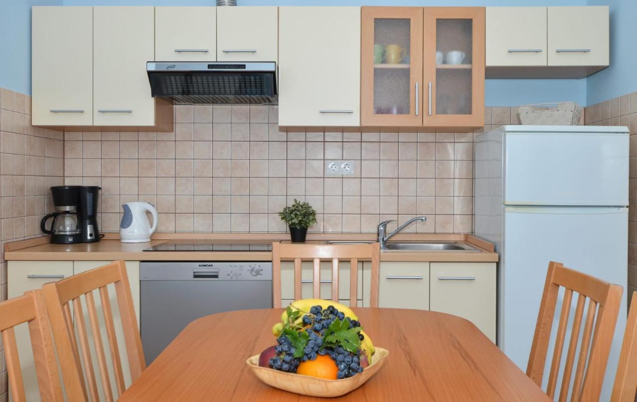 Apartments Santo Trogir - Okrug Gornji מראה חיצוני תמונה