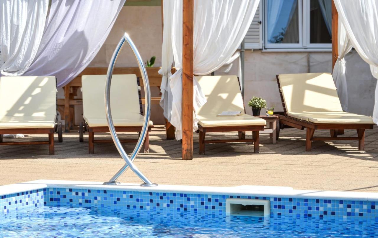 Apartments Santo Trogir - Okrug Gornji מראה חיצוני תמונה