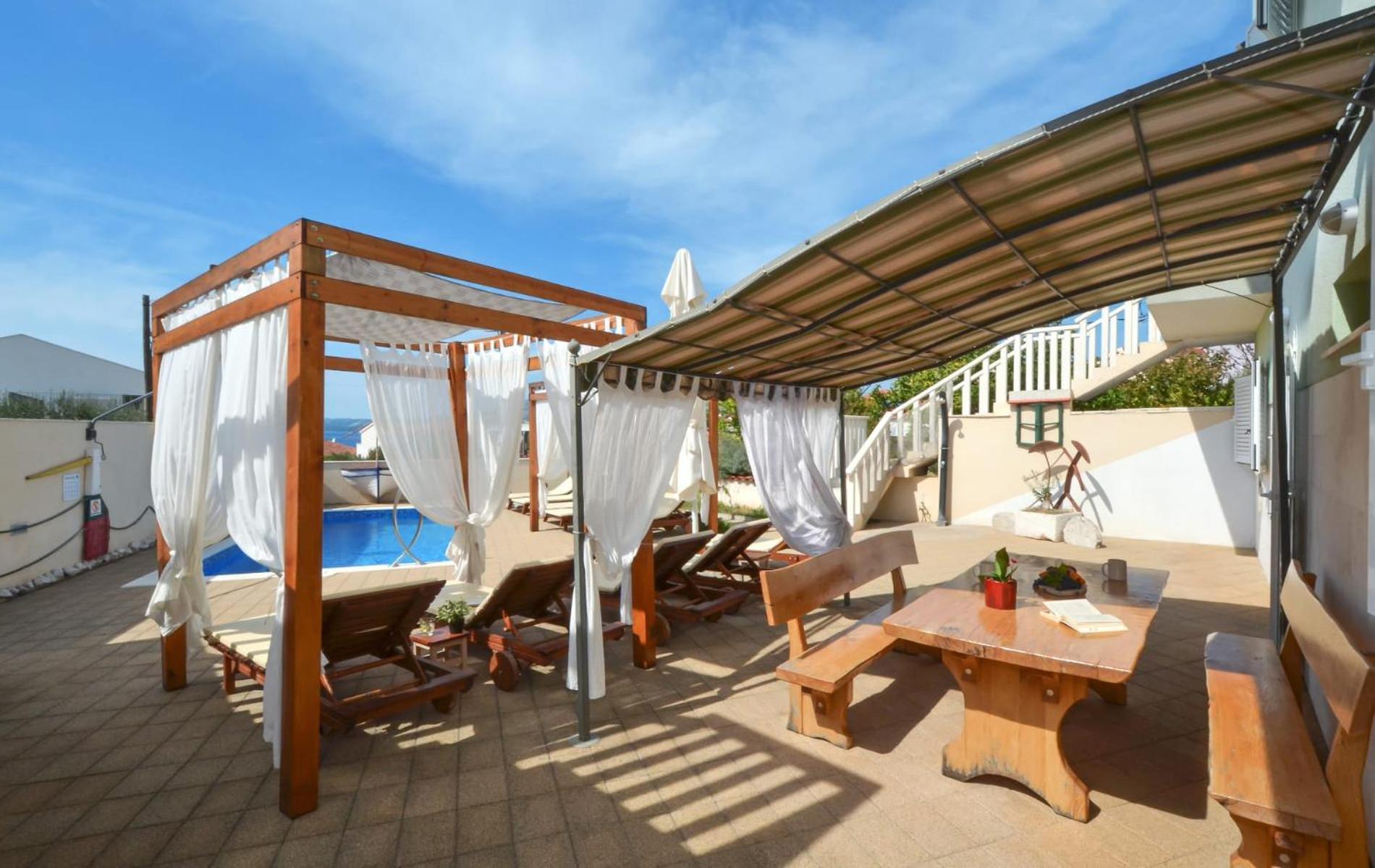 Apartments Santo Trogir - Okrug Gornji מראה חיצוני תמונה
