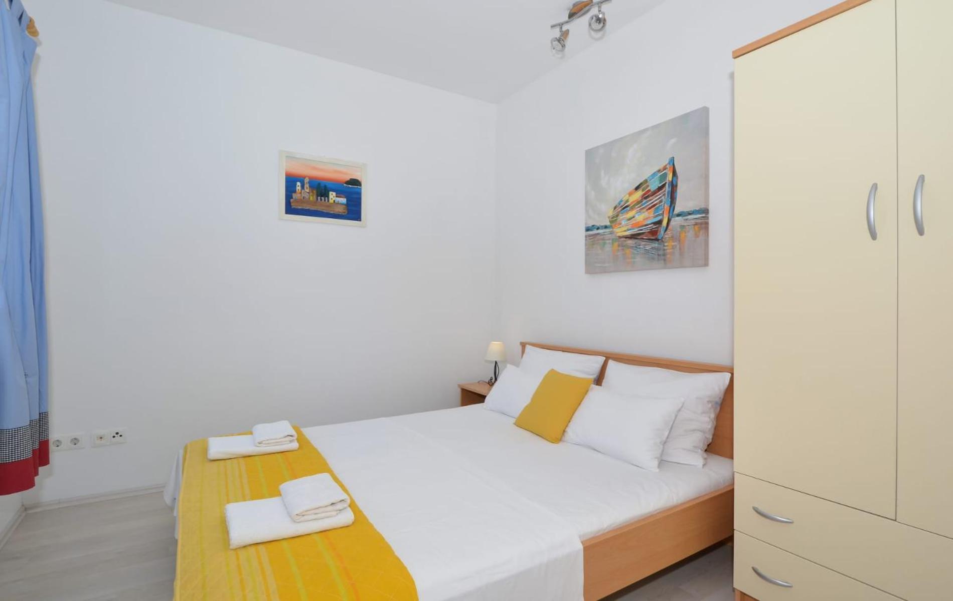 Apartments Santo Trogir - Okrug Gornji מראה חיצוני תמונה