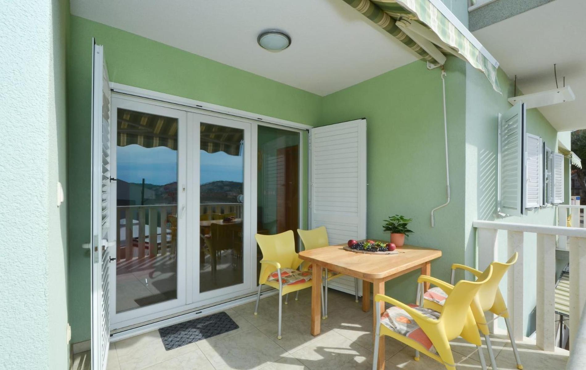 Apartments Santo Trogir - Okrug Gornji מראה חיצוני תמונה